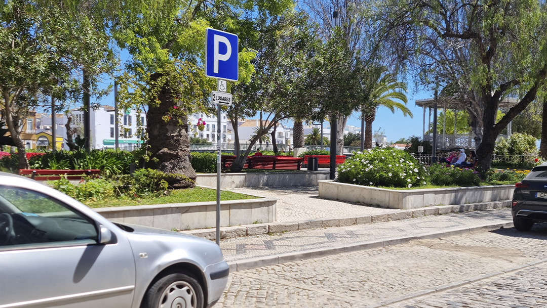 Tavira adota sensores inteligentes em estacionamentos para pessoas com mobilidade reduzida